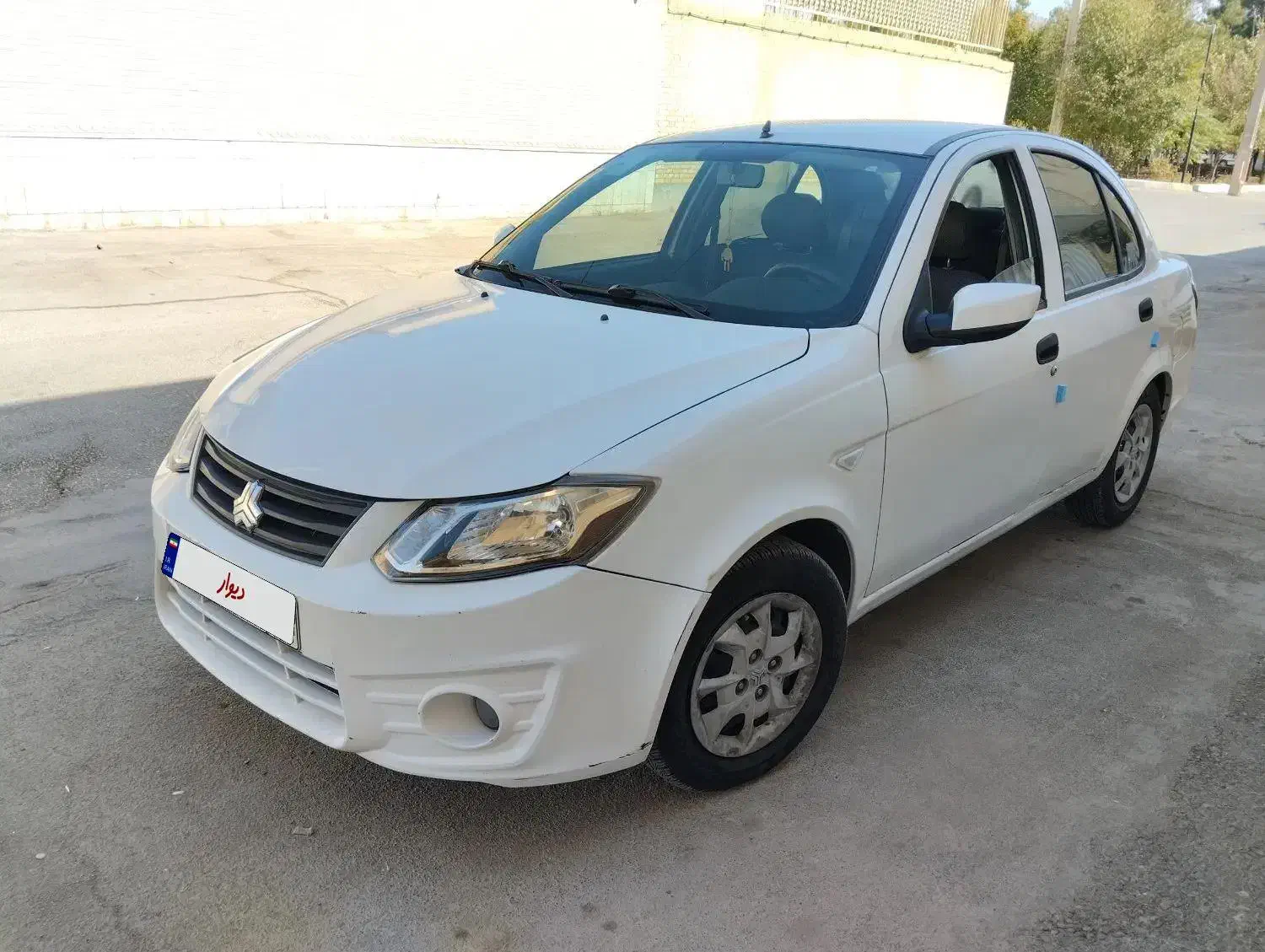 ساینا خونگی تمیز|خودرو سواری و وانت|شهرضا, |دیوار