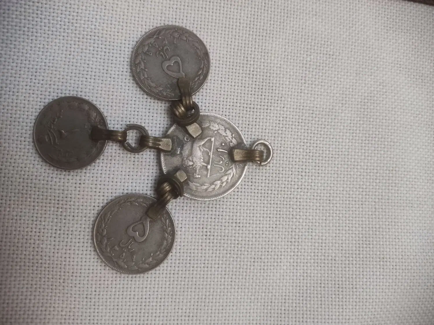 گردنبند گوشواره با سکه های زمان پهلوی اوایل انقلاب|جواهرات|مشهد, کلاهدوز|دیوار