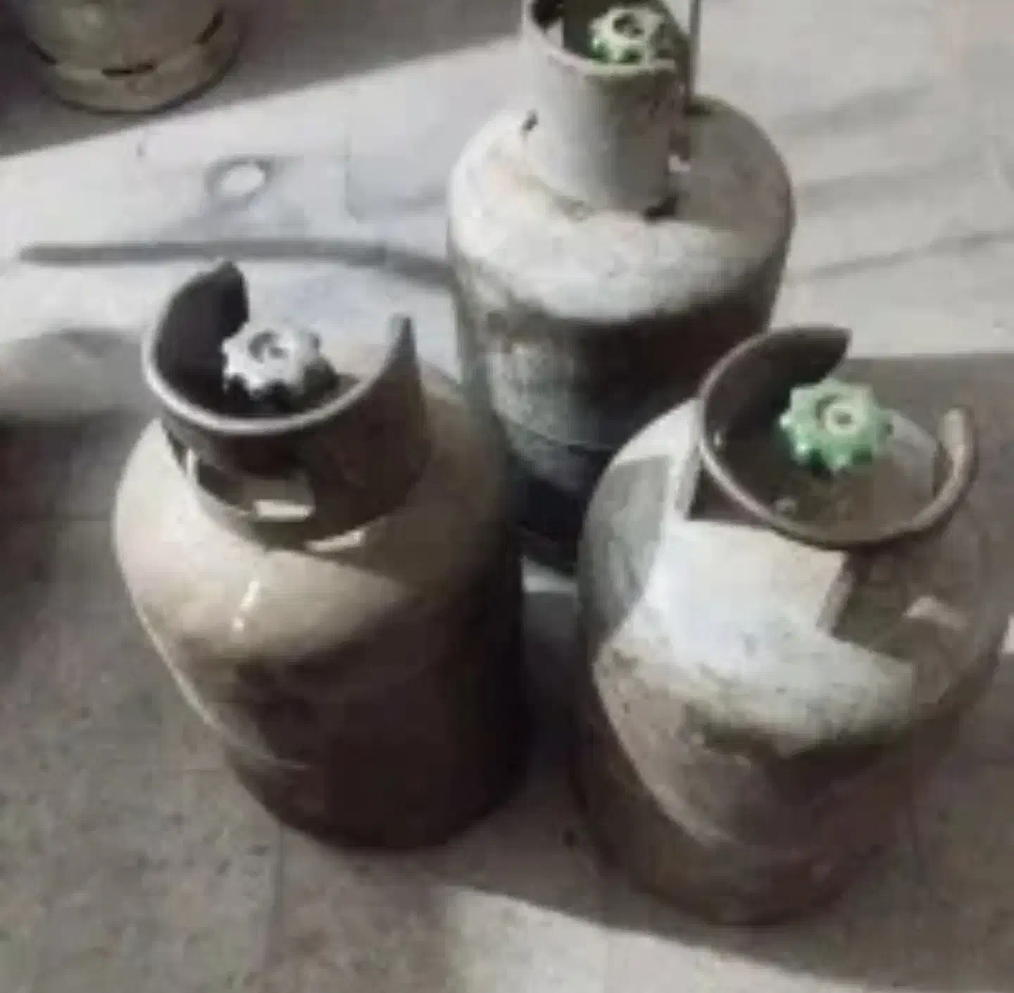 کپسول بوتان 5 عدد|کولر گازی و فن‌کوئل|مشهد, میان ولایت|دیوار