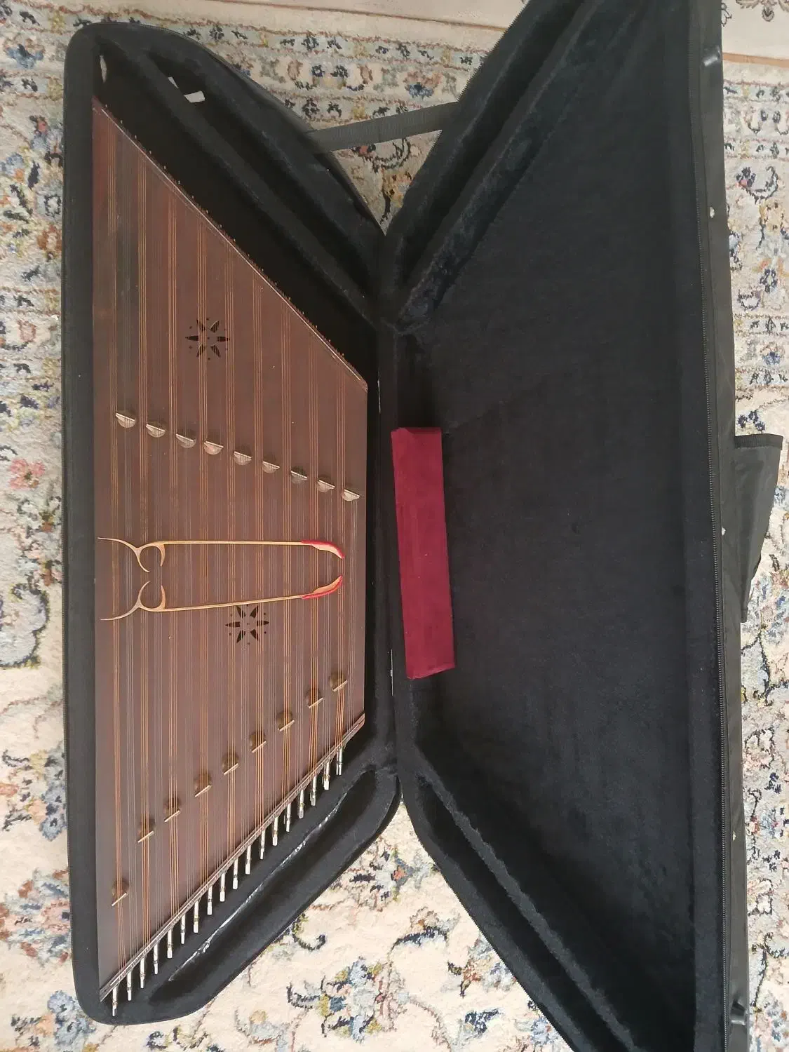 سنتور نو|سازهای سنتی|کاشان, زیارتی|دیوار