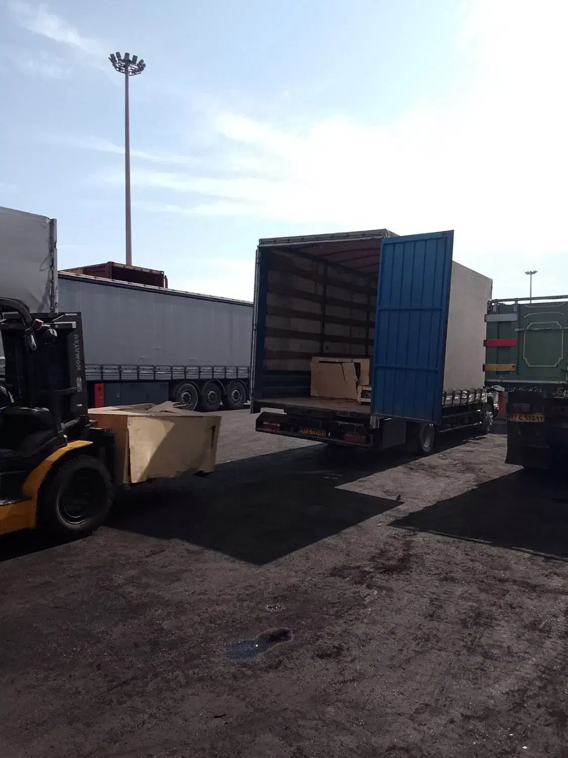 فروش اتاق|خودرو سنگین|منوجان, |دیوار