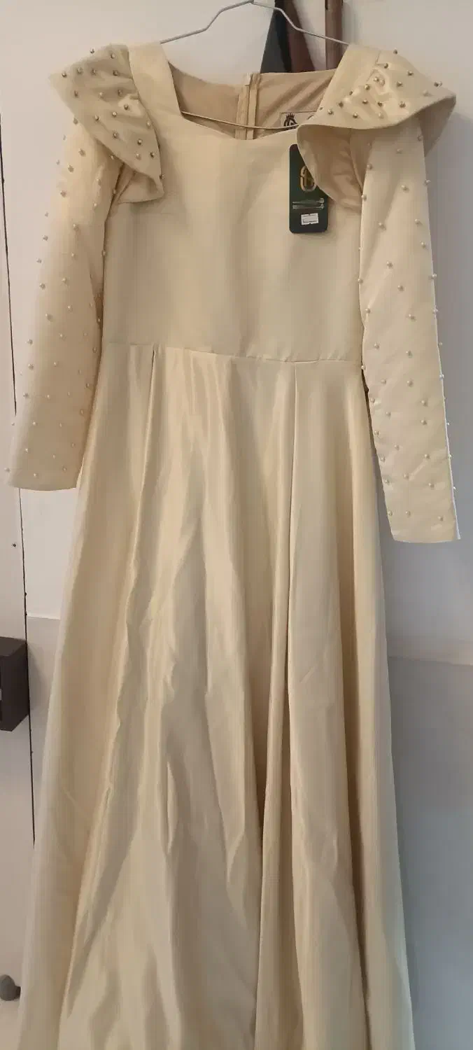 مجلسی سایز38مارکش روشه نوبرای نامزدی عروسی|لباس|سبزوار, غرب نیروگاه|دیوار