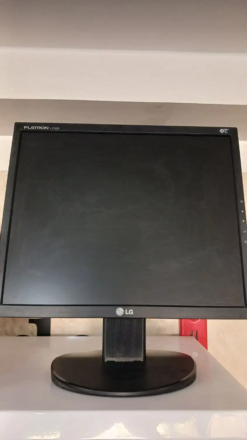مانیتور ۱۷ اینچ LG|قطعات و لوازم جانبی رایانه|شاهرود, |دیوار