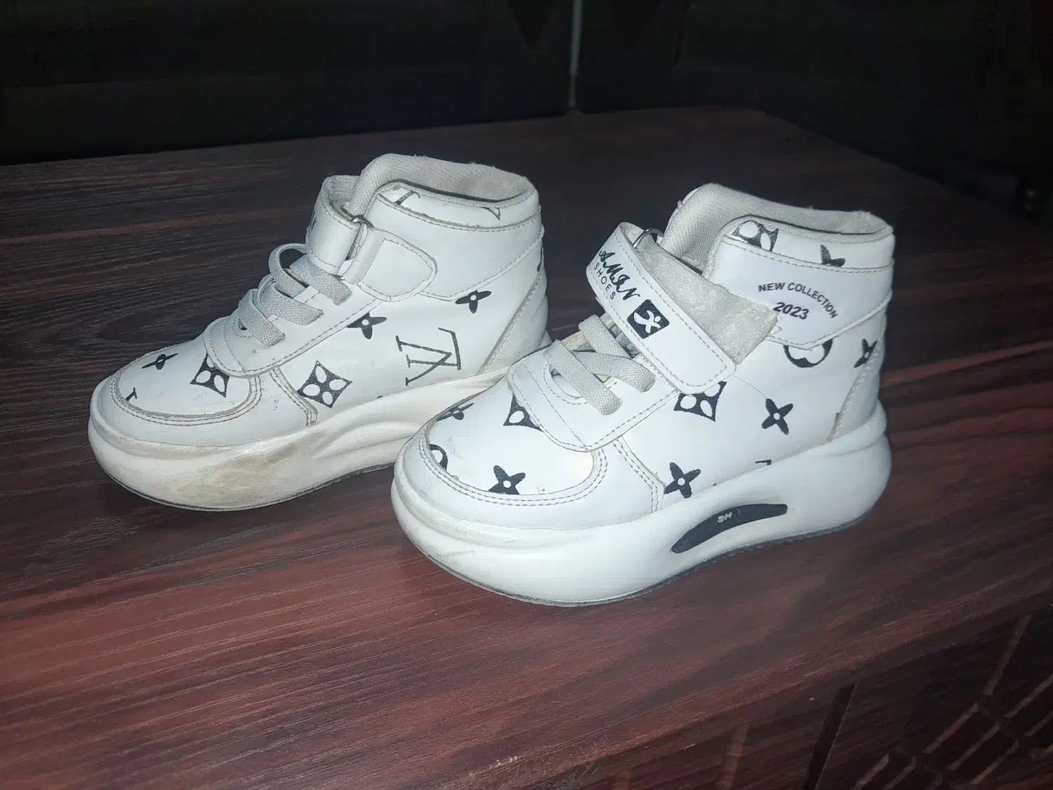 فروش ۲جفت کتونی بچگانه|کیف، کفش، کمربند|اندیشه, اندیشه فاز ۱|دیوار