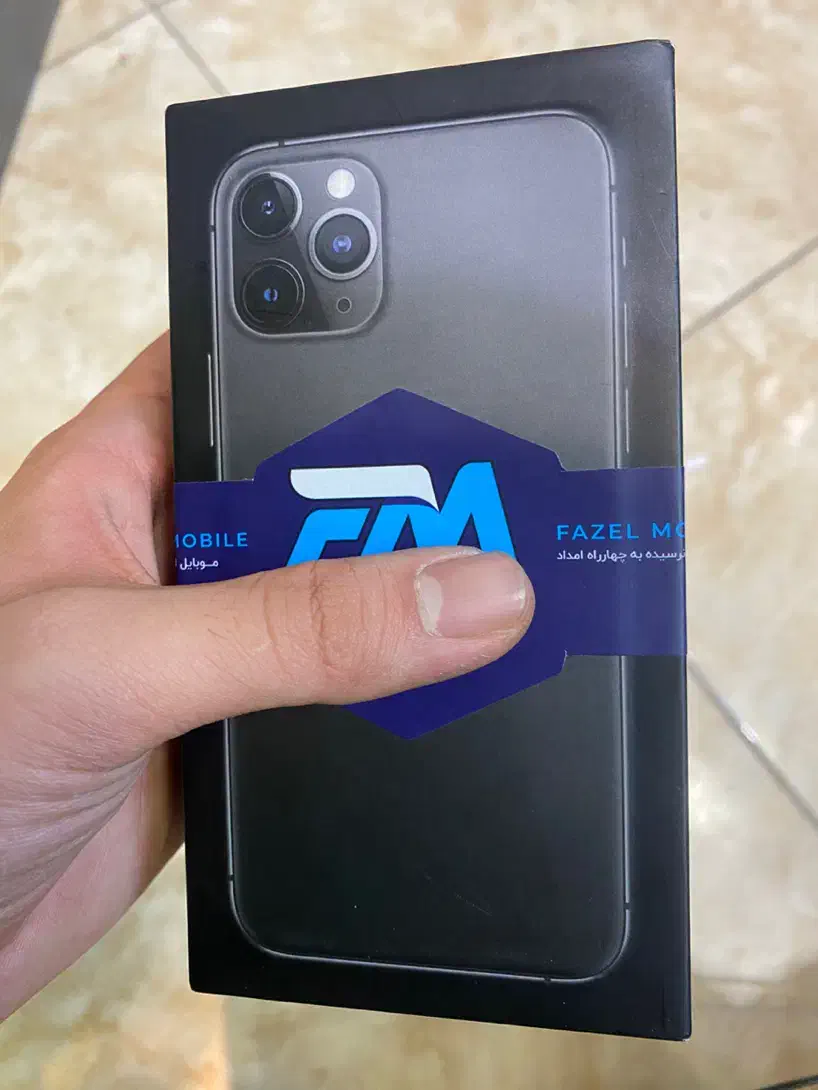 ایفون ۱۱ پرو مشکی|موبایل|تهران, اقدسیه|دیوار