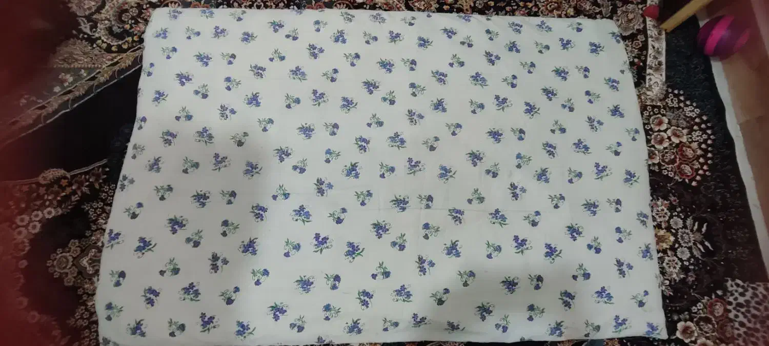 ۹عدد لحاف وتشک|تشک تختخواب|سرپل ذهاب, |دیوار