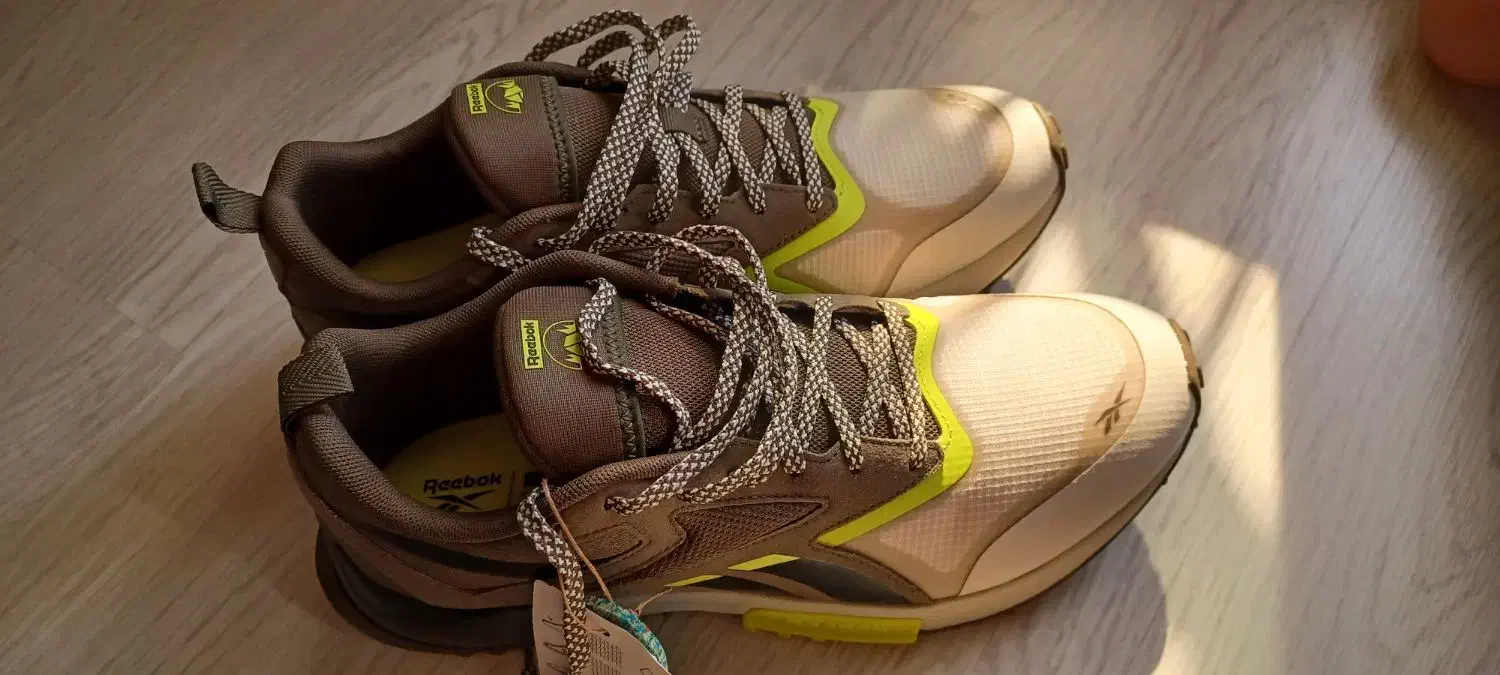 کتونی ریباک اورجینال|کیف، کفش، کمربند|آمل, |دیوار