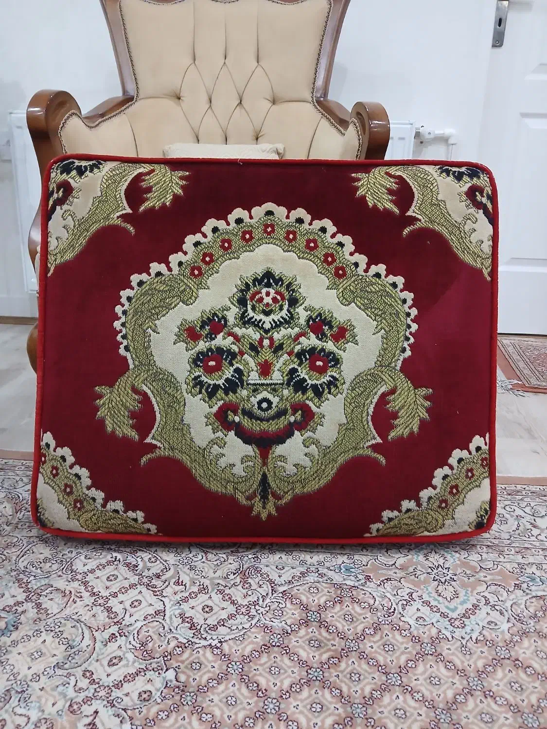 پشتی|پشتی|تهران, امام زاده حسن|دیوار