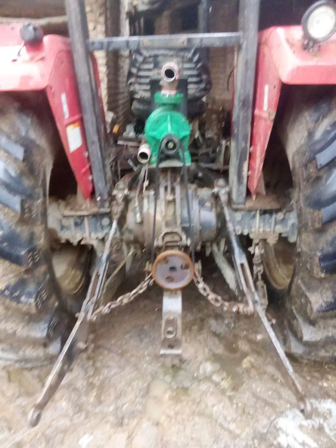 پمپ آب تراکتور|ماشین‌آلات صنعتی|دوزین, |دیوار