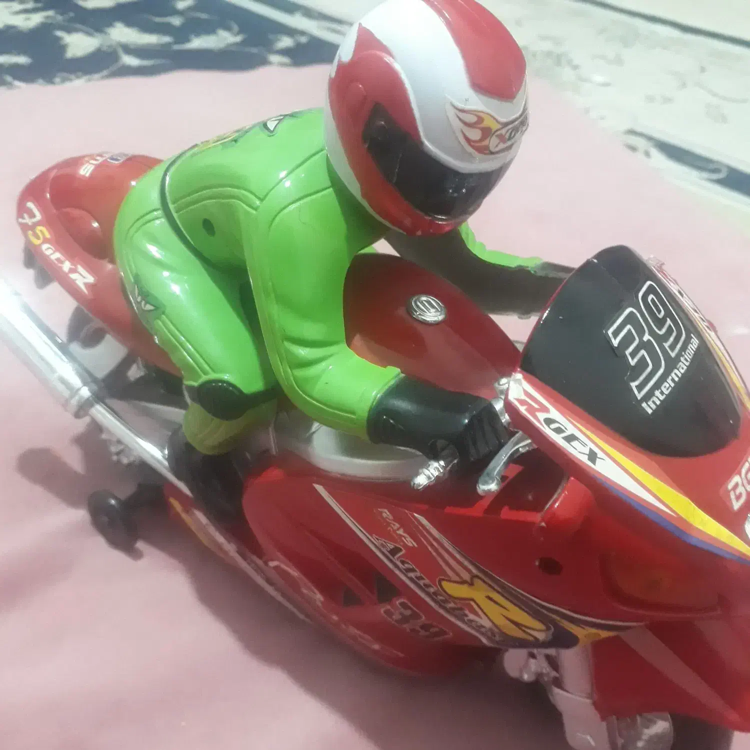 موتر و چرخ خیاطی|اسباببازی بچه|پردیس, فاز ۸|دیوار