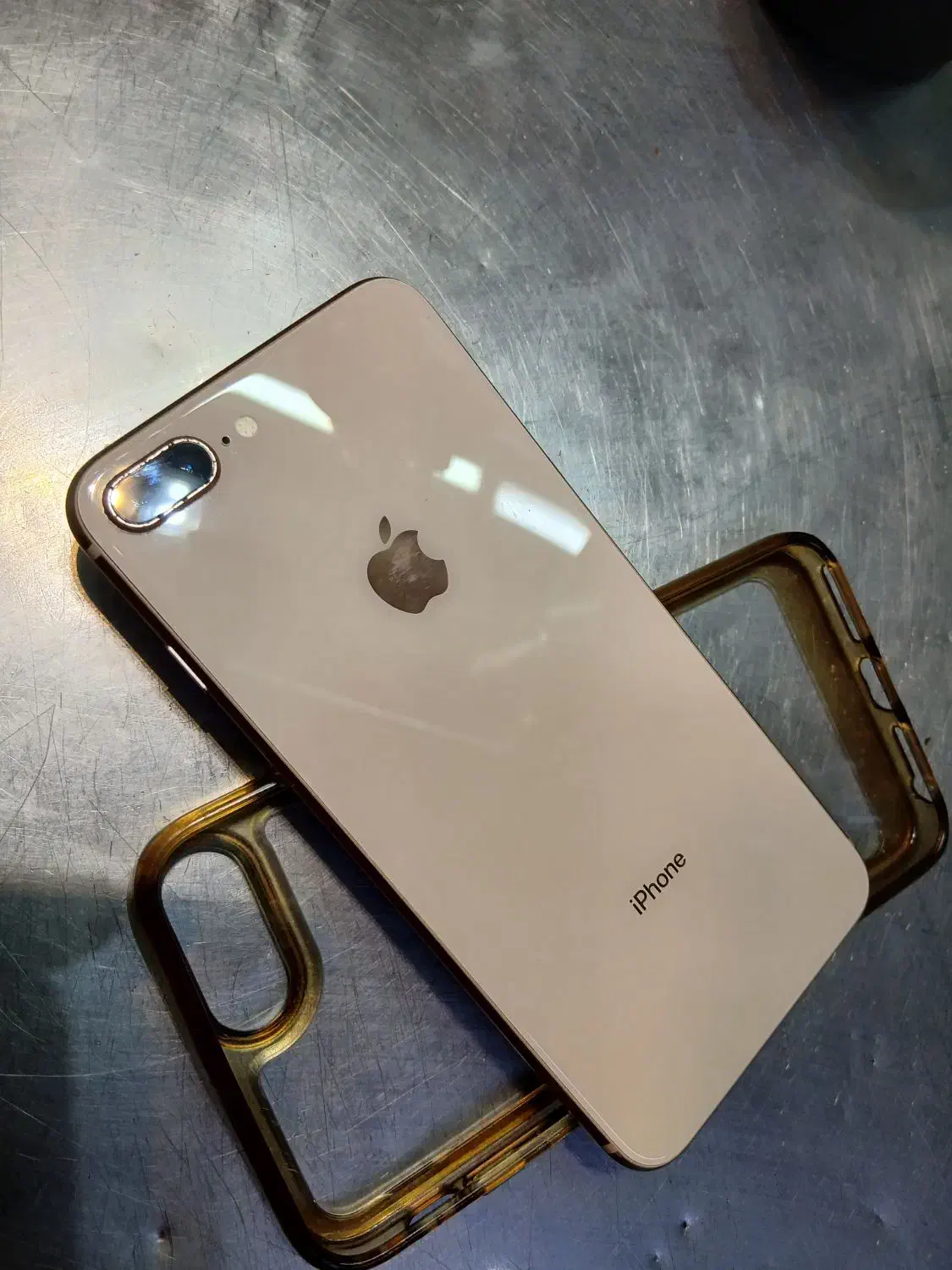 آیفون۸|موبایل|تهران, فلسطین (میدان انقلاب)|دیوار