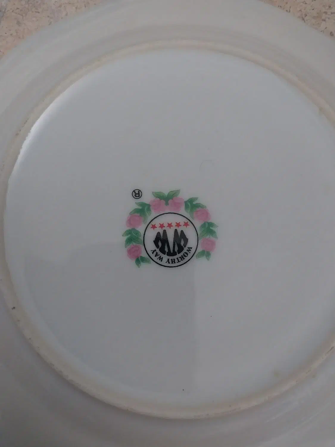 بشقاب گل سرخی|ظروف سرو و پذیرایی|ری, دولت‌آباد|دیوار