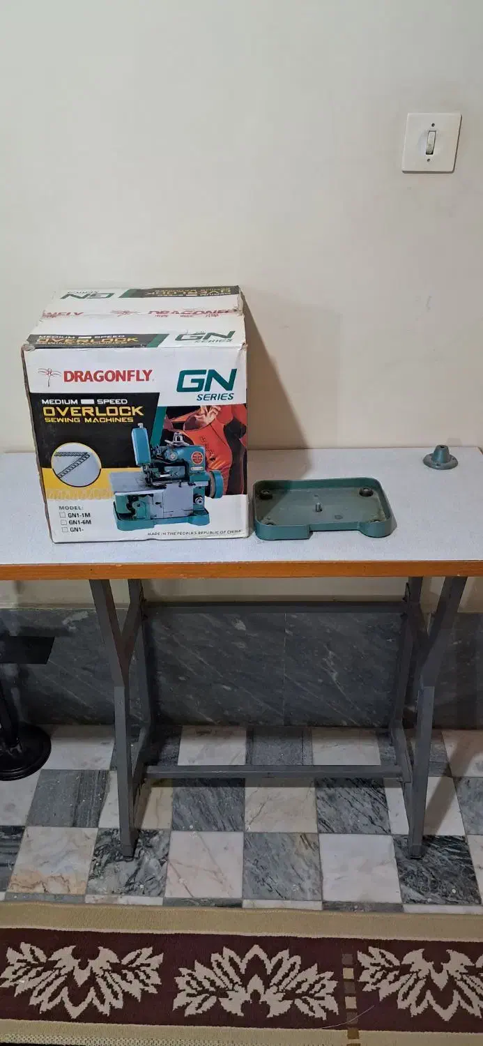 چرخ سردوز ۳نخ در حد نو|چرخ خیاطی و ریسندگی|اراک, |دیوار