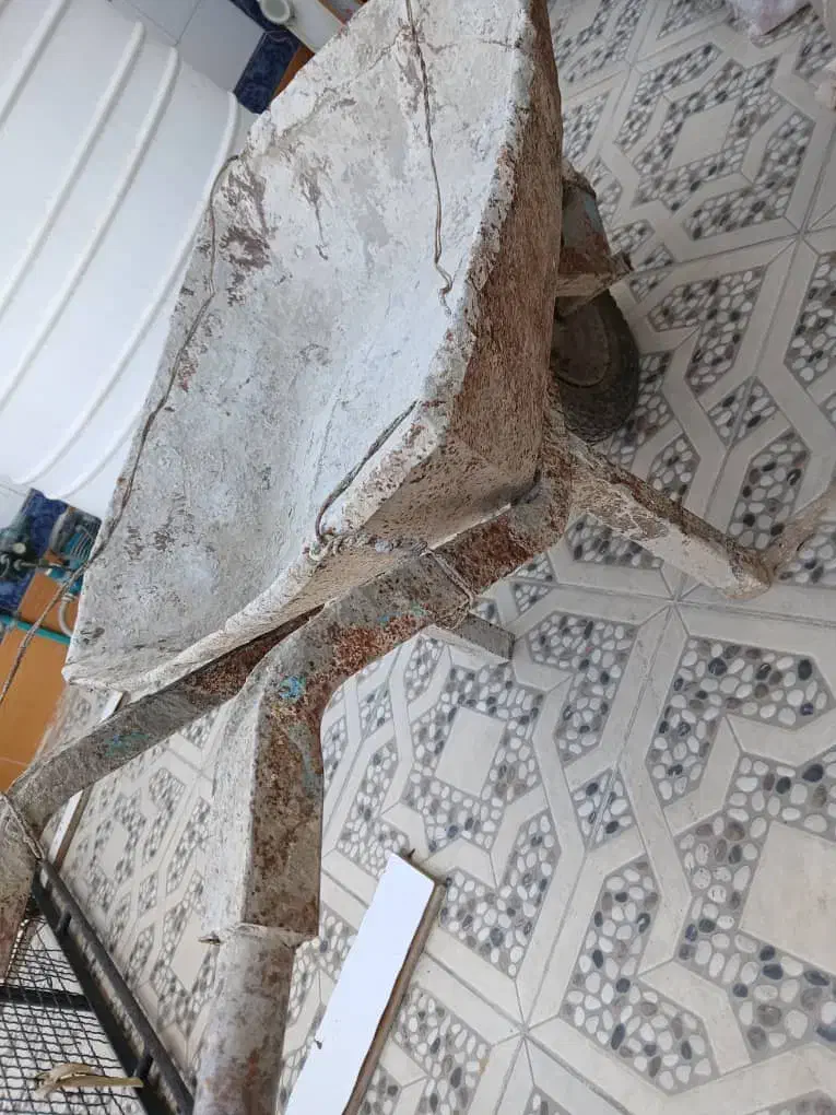 ۲عدد فرغون|مصالح و تجهیزات ساختمان|خورموج, |دیوار