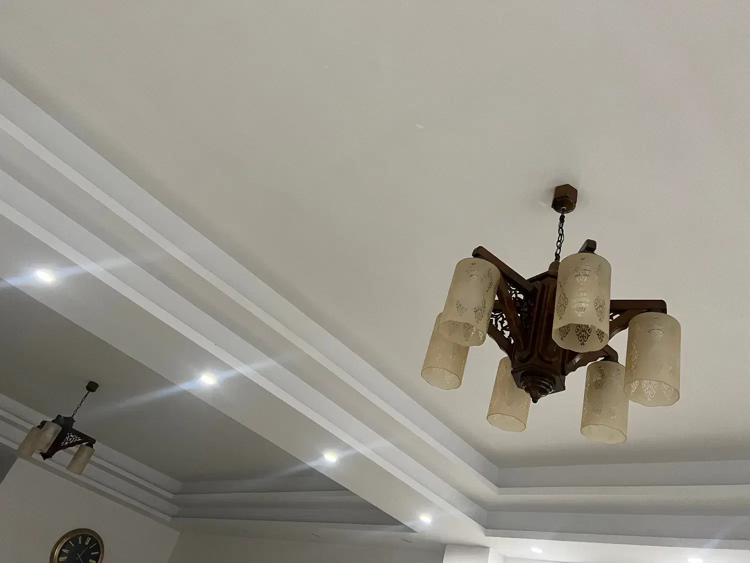 لوستر چوبی|لوستر و چراغ آویز|لاهیجان, کوی آزادگان|دیوار