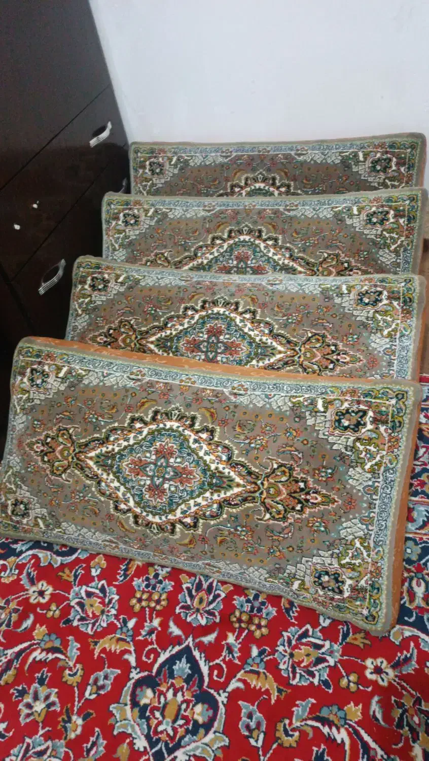 پشتی|پشتی|نجف‌آباد, شهرک صنعتی نجف آباد|دیوار