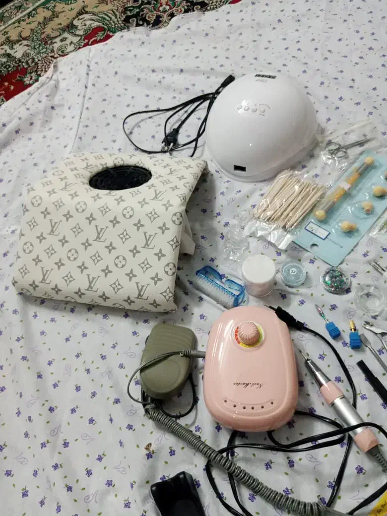 پک کامل ناخون کاری|آرایشگاه و سالن‌های زیبایی|لنگرود, |دیوار