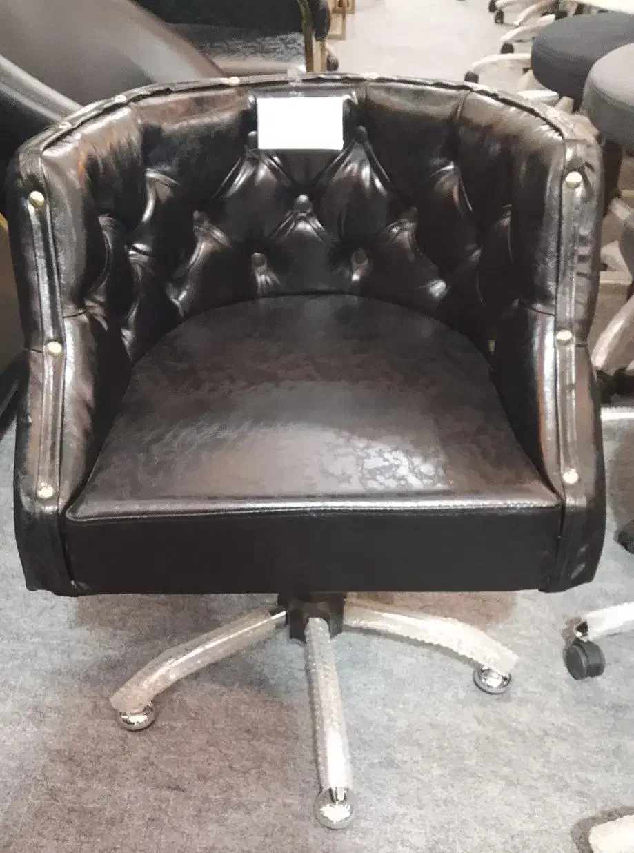 صندلی کپ رنگ لایت|آرایشگاه و سالنهای زیبایی|یزد, |دیوار