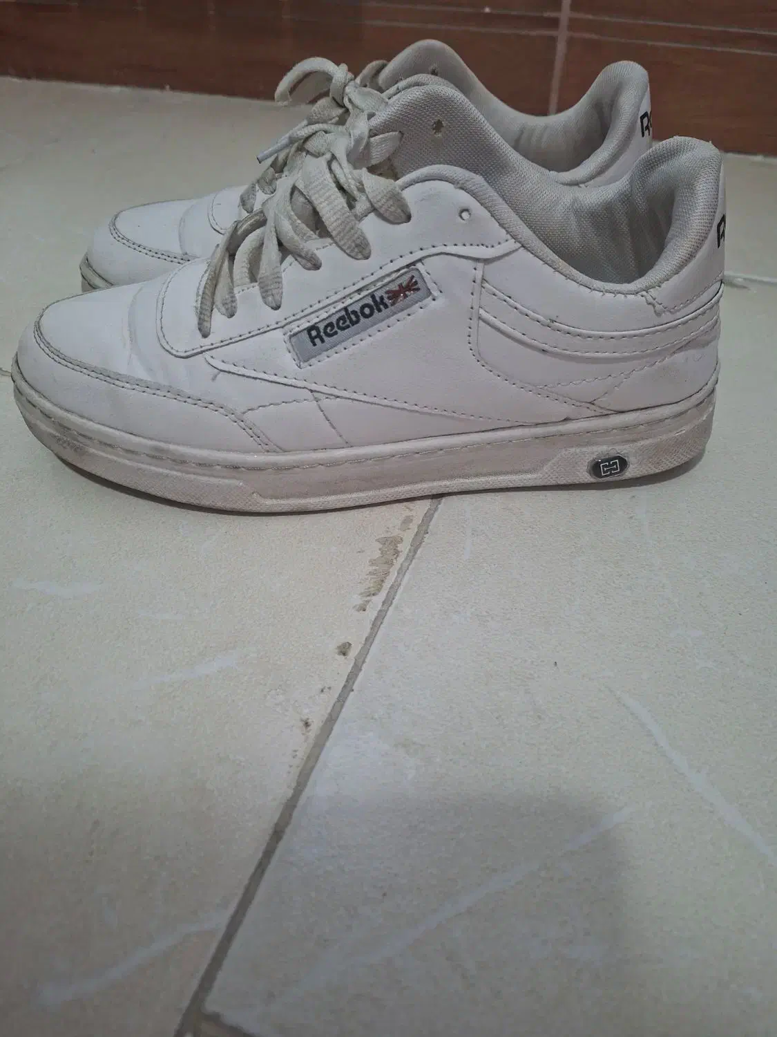 کتانی زنانه|کیف، کفش، کمربند|رشت, کوی مهر|دیوار