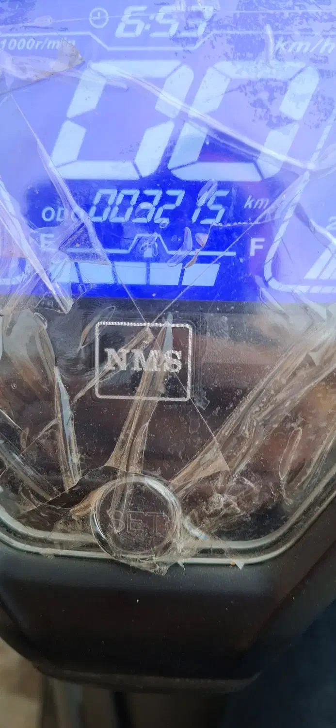 گلگسی ایروکس ۱۵۵نیرو موتور|موتورسیکلت|خمینی‌شهر, |دیوار