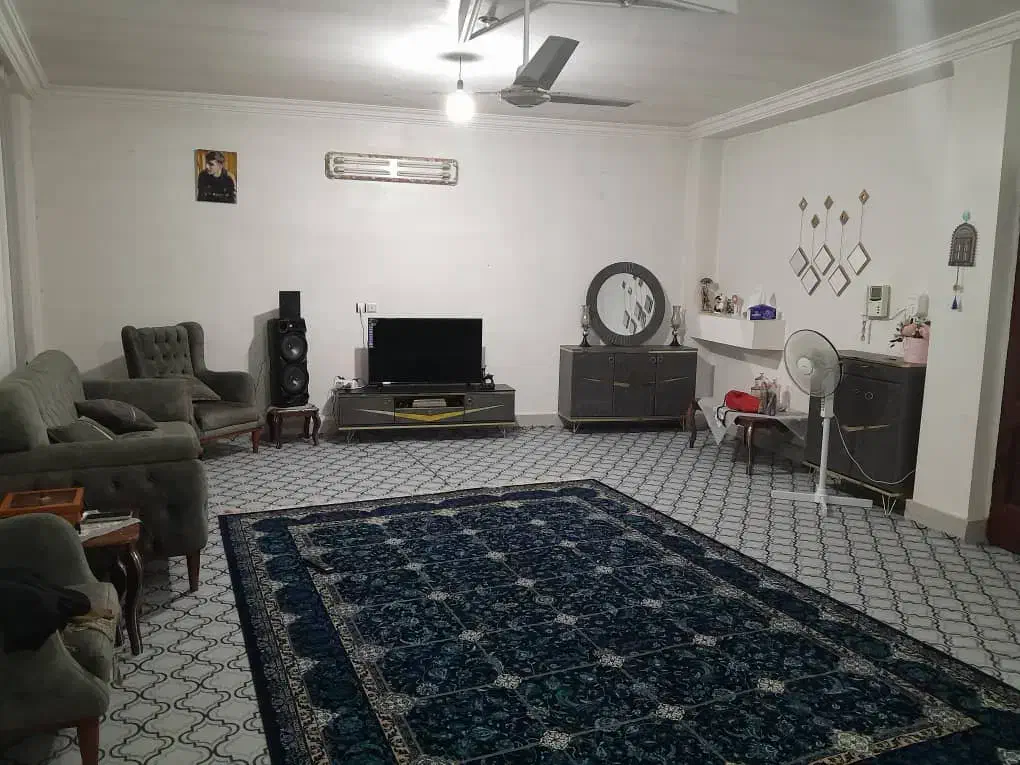 اپارتمان ۸۹ متری سنددار قلب شهر ۸ واحدی پارکینگ|فروش آپارتمان|آزادشهر, |دیوار