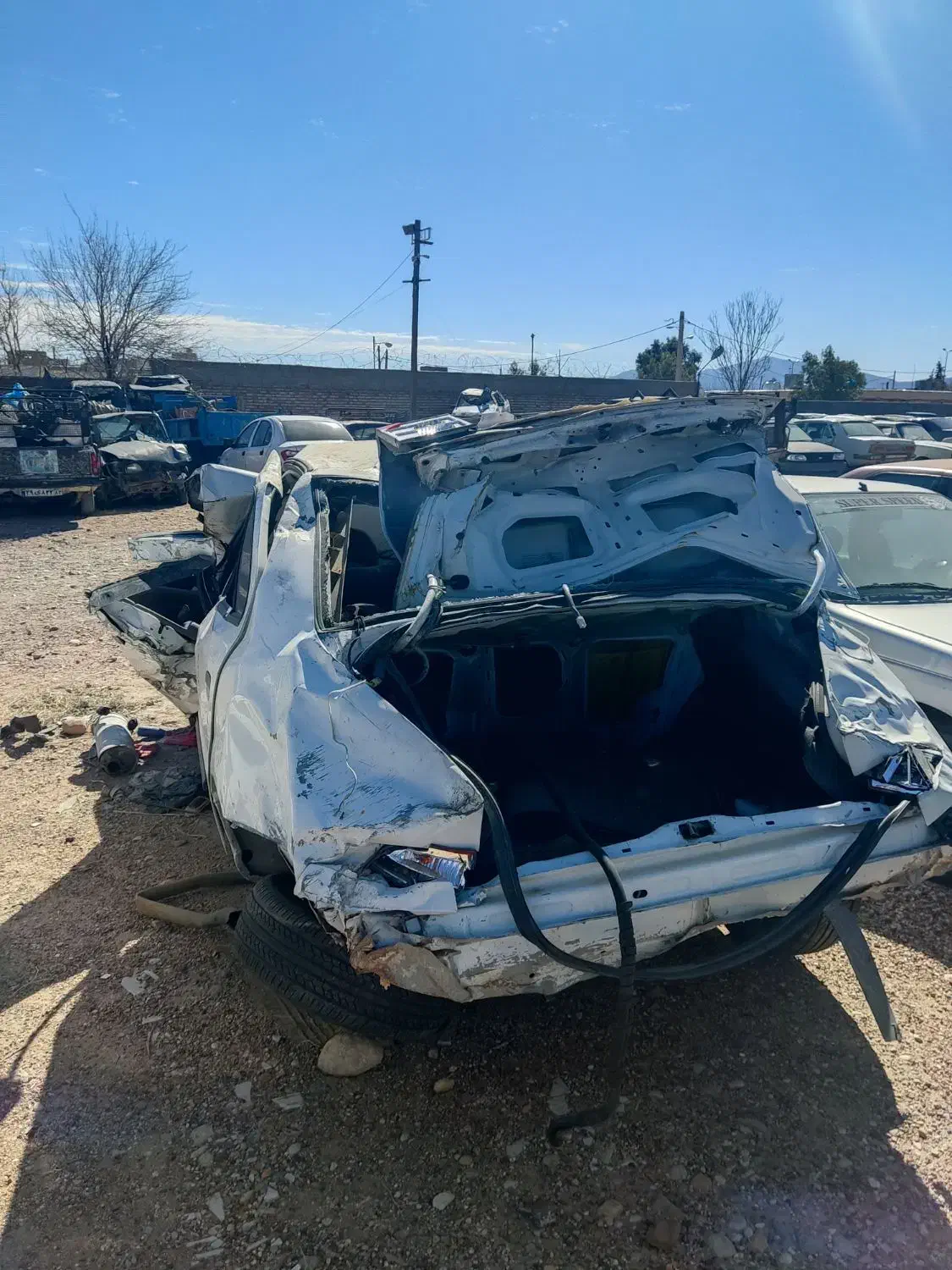 فروش ماشین تصادفی|خودرو سواری و وانت|شیراز, شهرک گلستان|دیوار