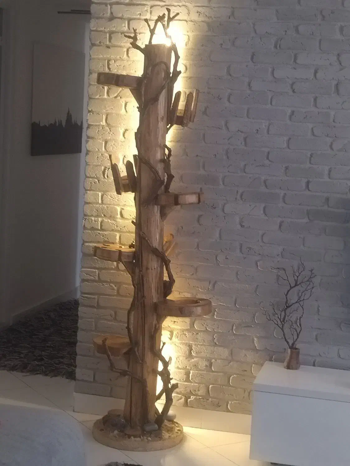 درخت بار تنه چوب تزیینی|صنایع دستی و سایر لوازم تزئینی|هشتگرد, فاز ۳ مهستان|دیوار