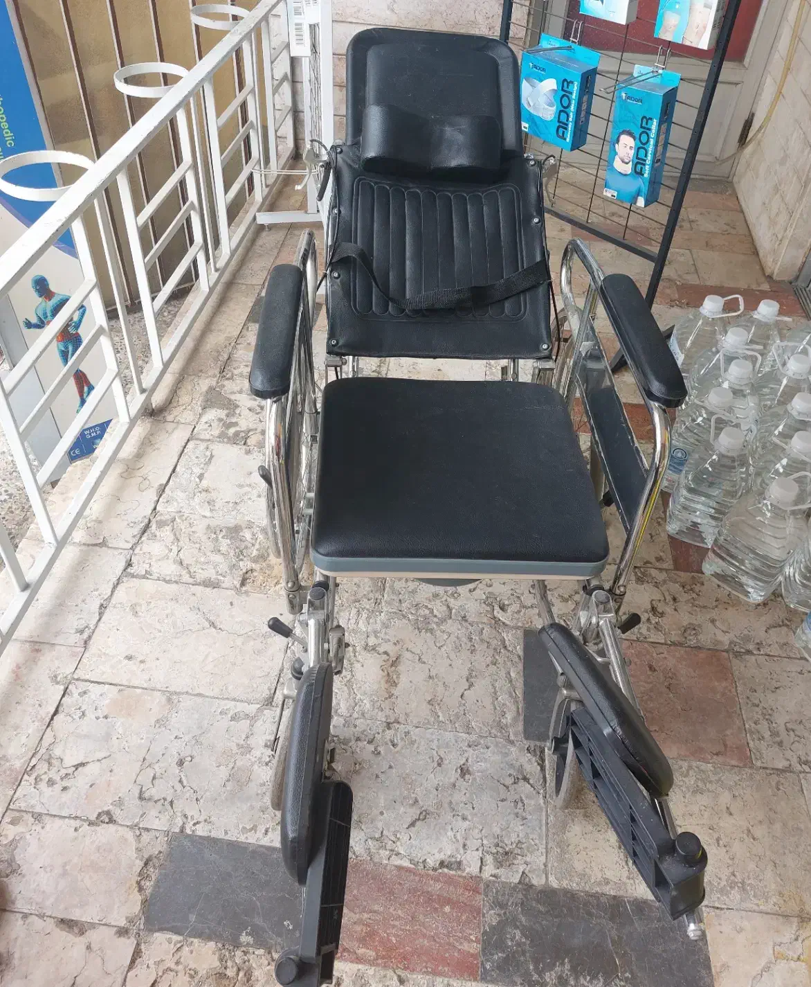 ویلچر تخت شو|آرایشی، بهداشتی، درمانی|رشت, دروازه لاکان|دیوار