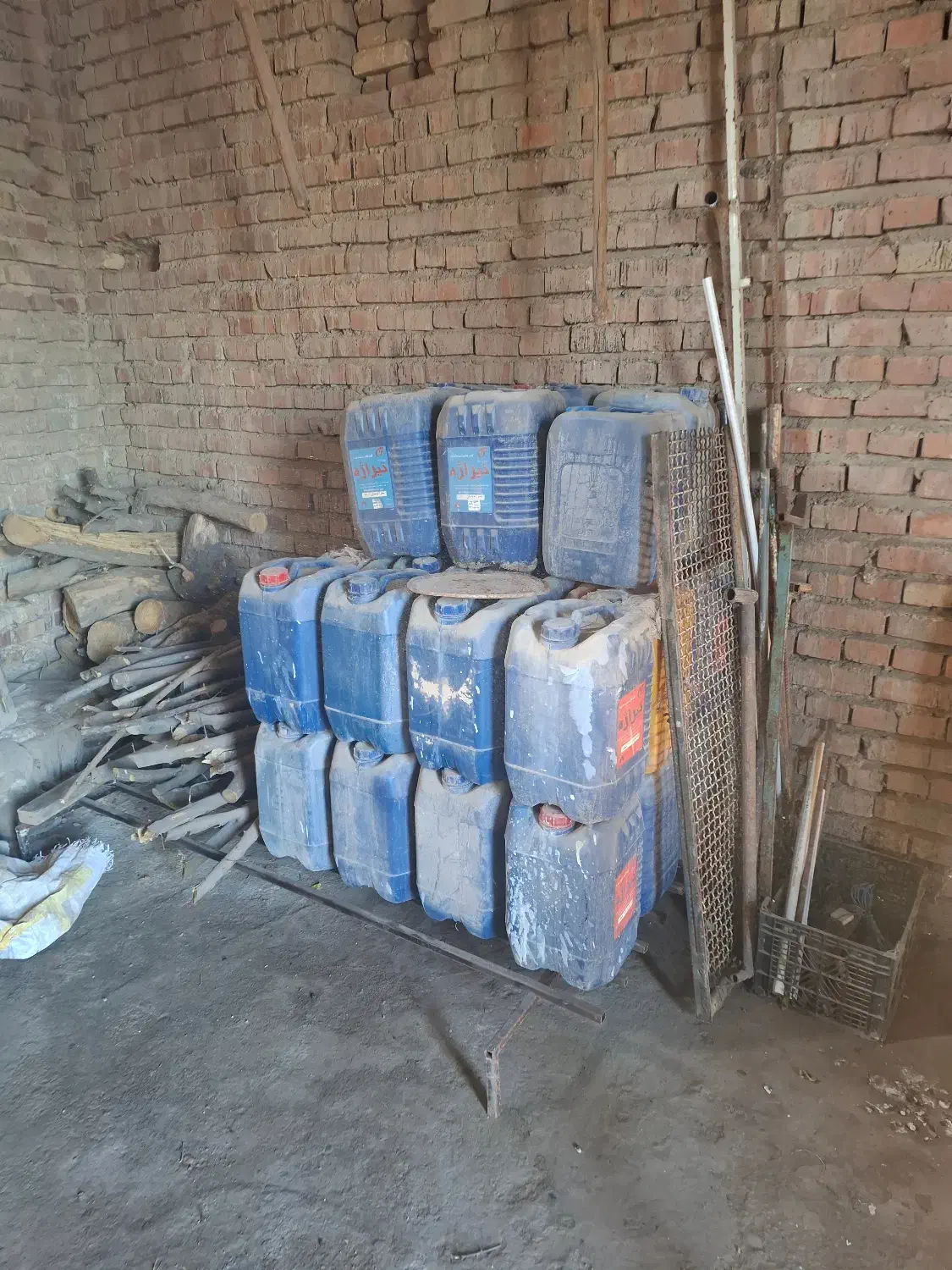 دبه 20لیتری|ظروف نگهدارنده، پلاستیکی، یکبارمصرف|آزادشهر, |دیوار