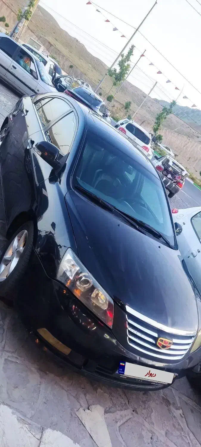 جیلی امگرندمشکی اتوماتیک ۲۰۱۴|خودرو سواری و وانت|تهران, شهرک محلاتی|دیوار