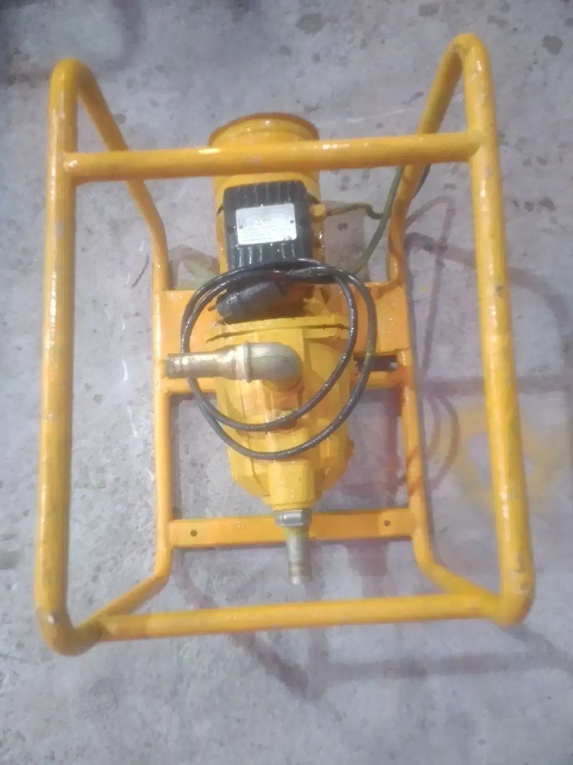 پمپ آب برقی استریم|مصالح و تجهیزات ساختمان|تالش, هشتپر|دیوار