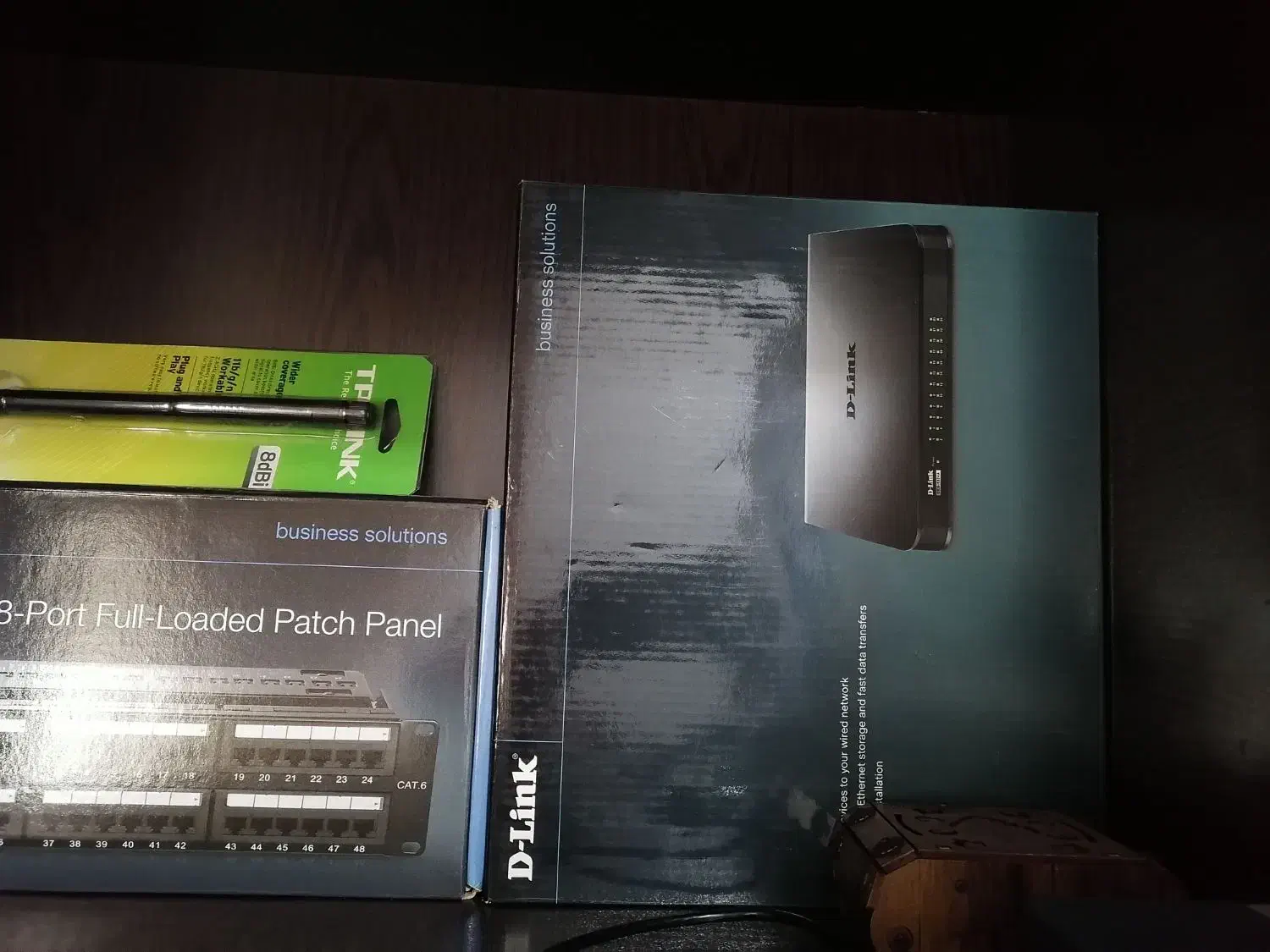 سوئیچ رومیزی ۲۴ پورت دی لینک نو به قیمت استوک|مودم و تجهیزات شبکه|تهران, هرندی|دیوار