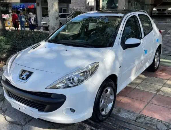 ۲۰۷پانا تیوفایو قرمز|خودرو سواری و وانت|کرمان, |دیوار