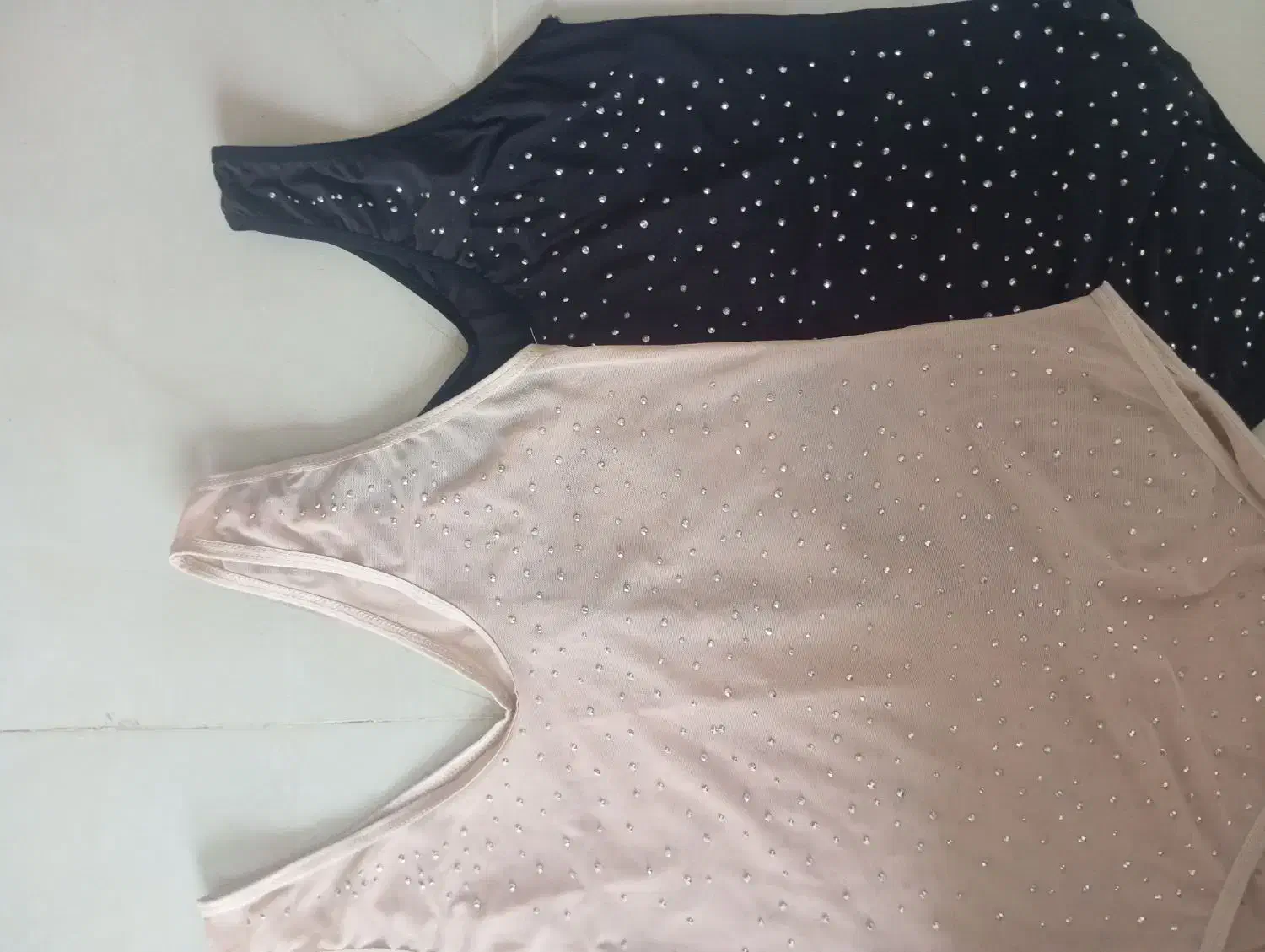 ۳تا بادی نو نو ۳۰۰|لباس|آمل, |دیوار