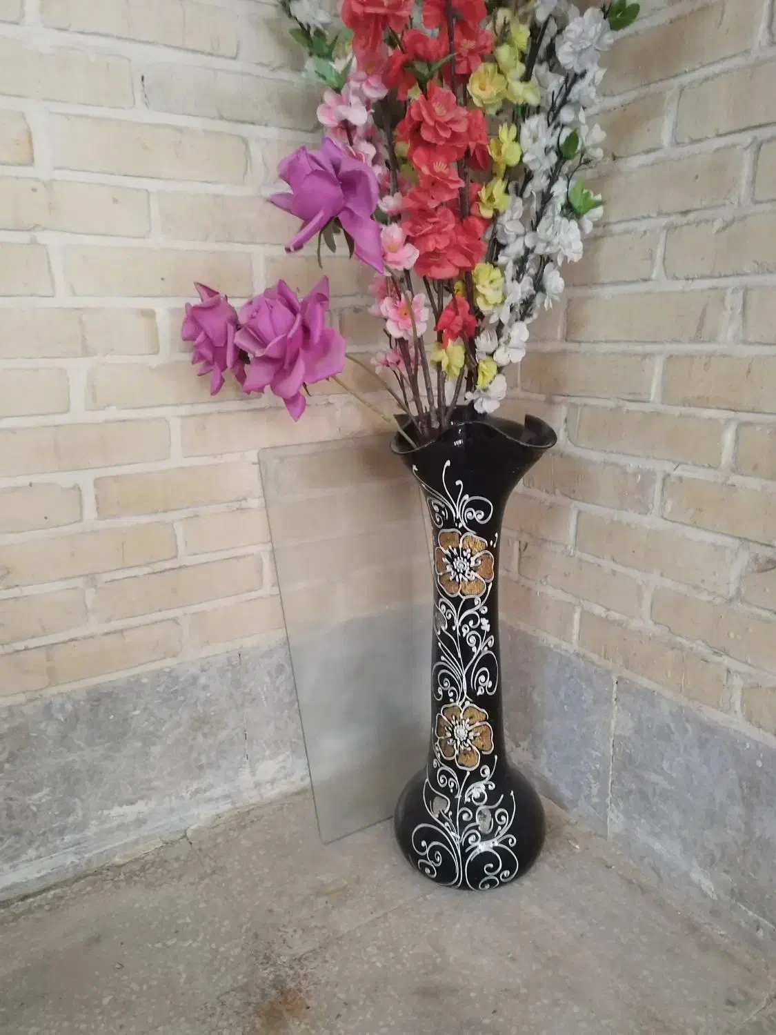 گلدان تزیینی شیشه ای|گل و گیاه طبیعی|یزد, |دیوار