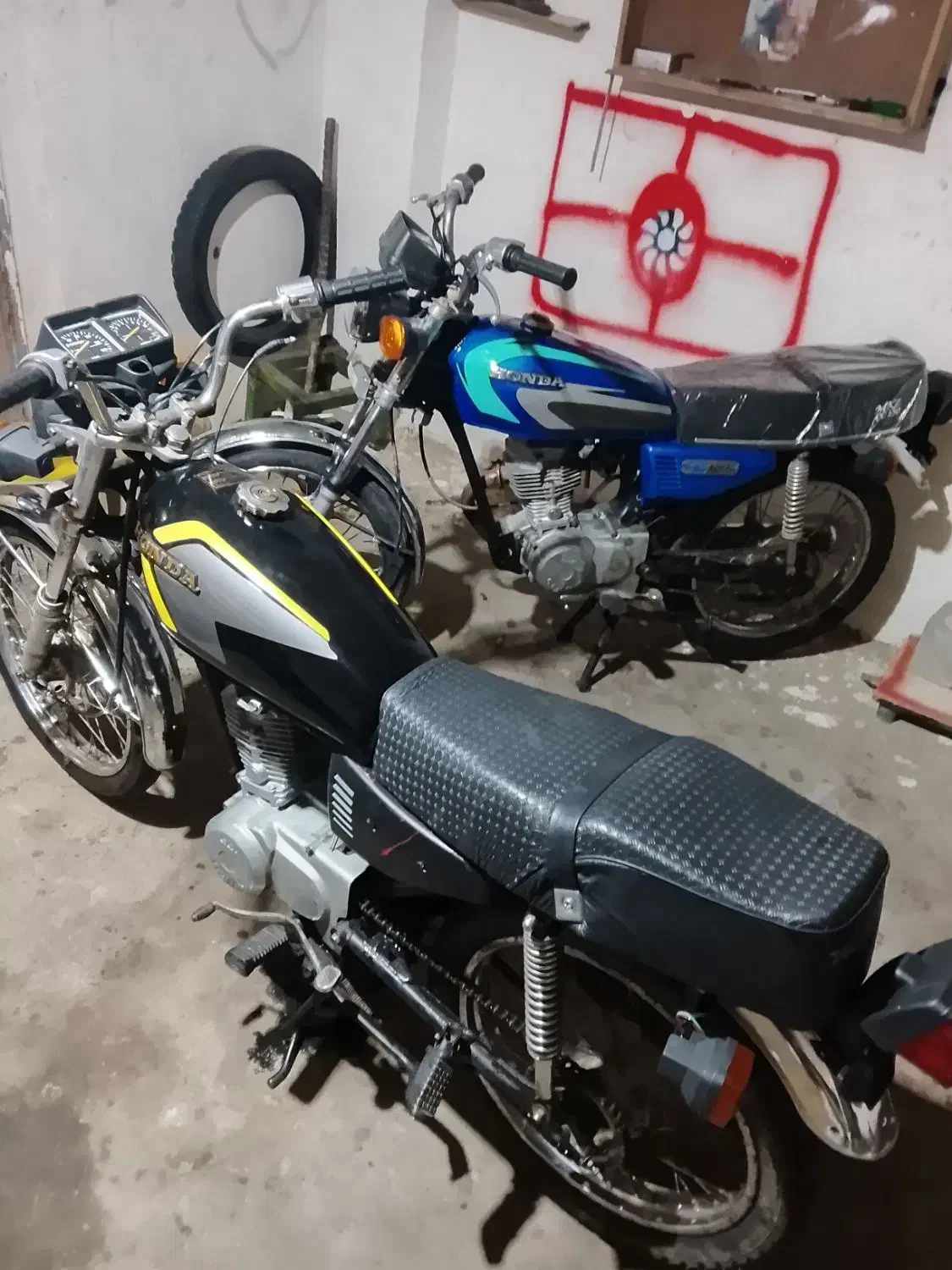 دو تا موتور مزایده در حدنو به فروش میرسد|موتورسیکلت|هریس, |دیوار