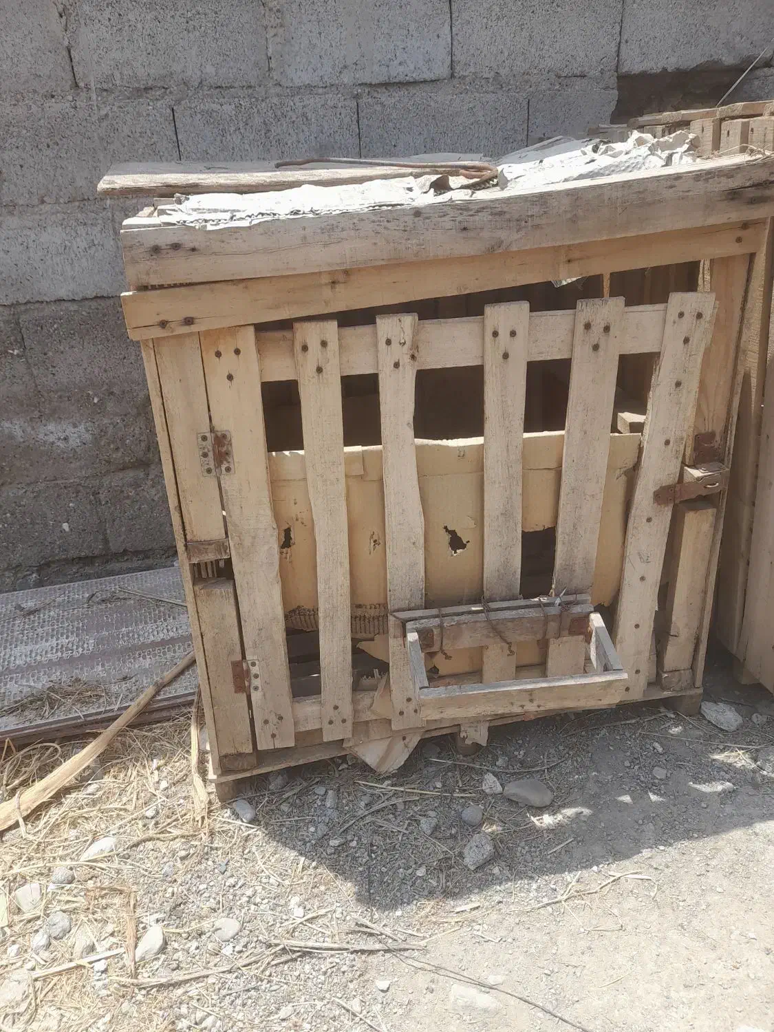 قفس|لوازم جانبی حیوانات|میناب, |دیوار