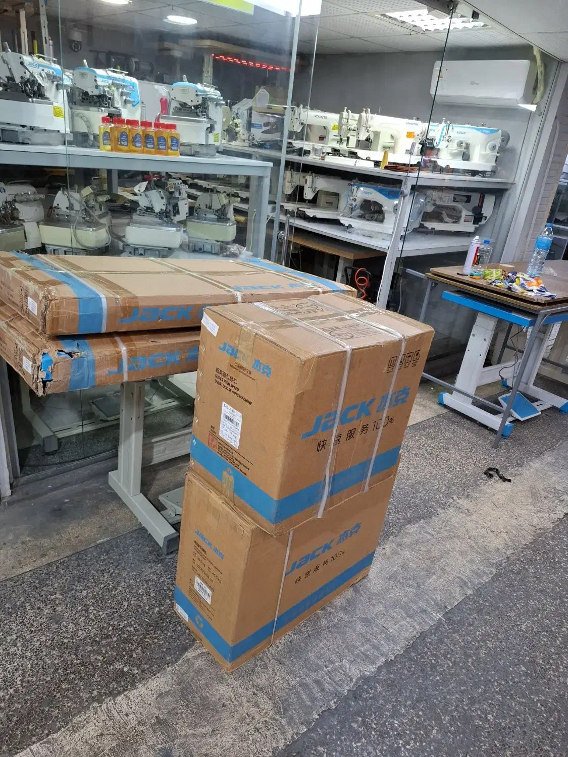 فروشگاه عسکری چرخ خیاطی راسته A4B و سردوز E4S|چرخ خیاطی و ریسندگی|رشت, بازار|دیوار