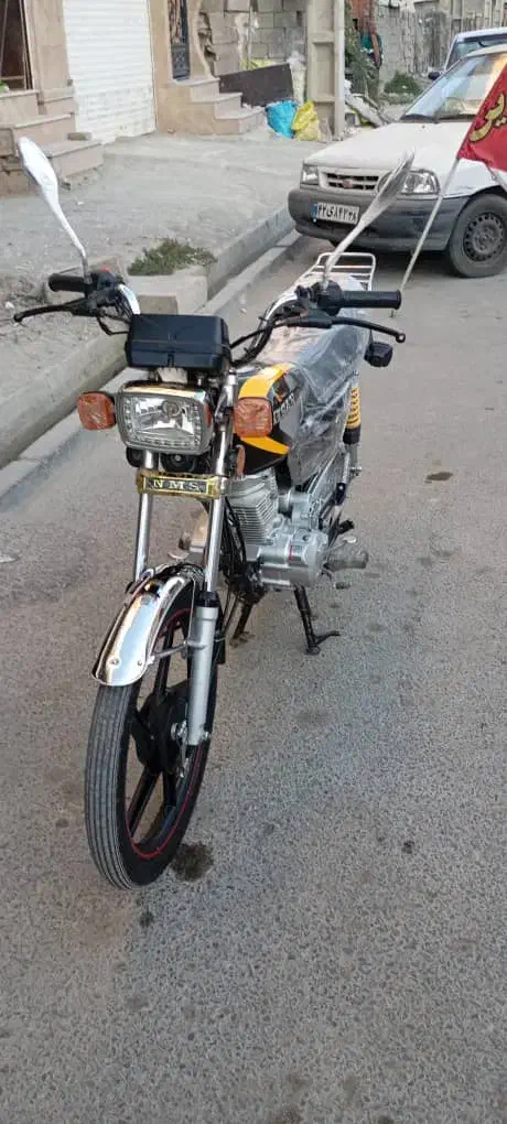 موتور هندا ۱۲۵ مدل ۱۴۰۲|موتورسیکلت|چهارباغ, |دیوار