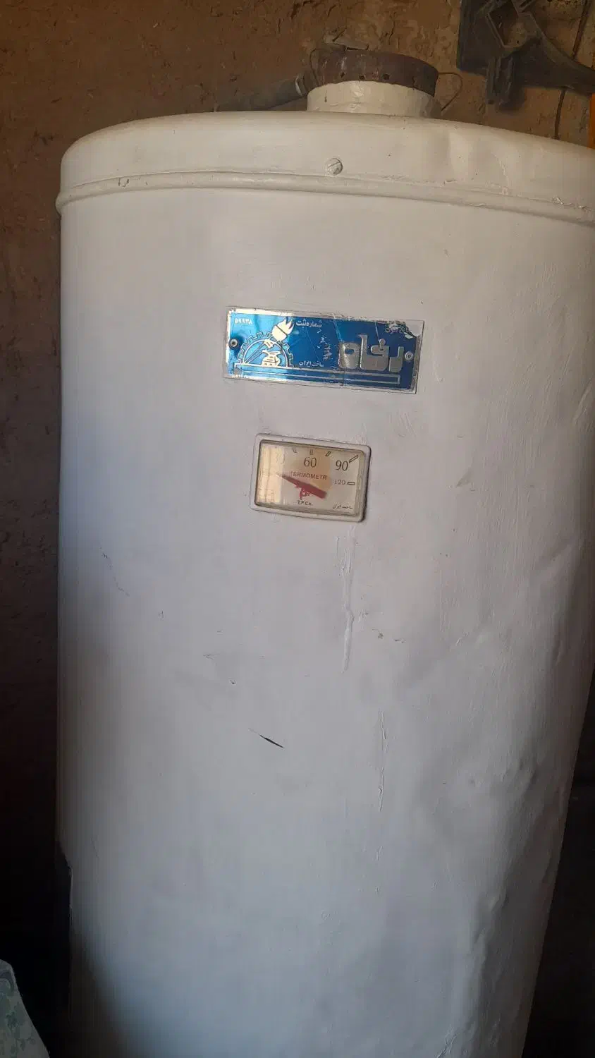 آبگرمکن ایستاده|آبگرمکن، پکیج، شوفاژ|گلبهار, شهر جدید گلبهار|دیوار