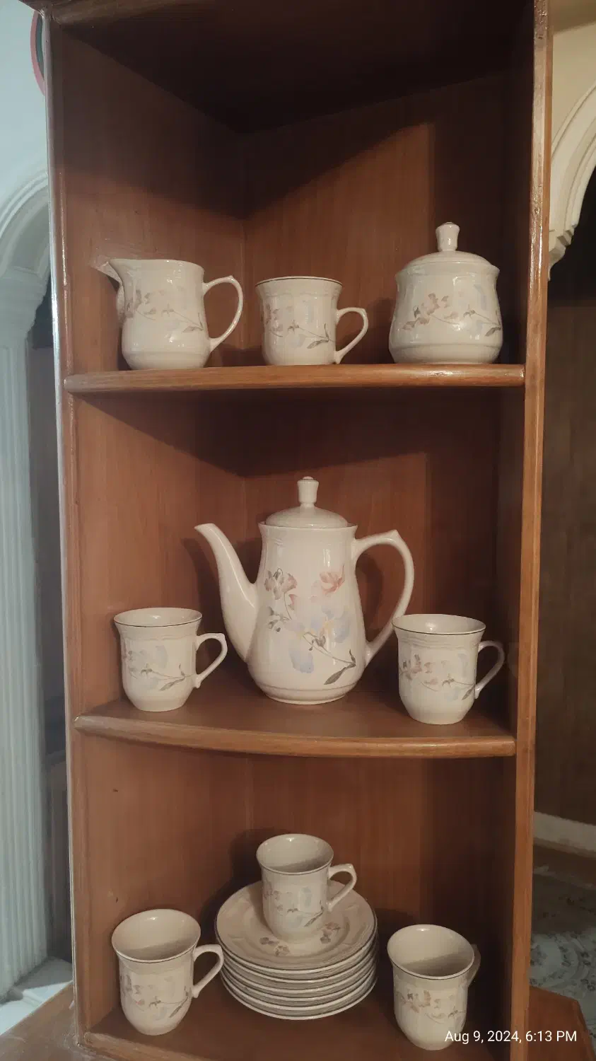 سرویس غذاخوری و صبحانه خوری|ظروف سرو و پذیرایی|شیراز, معالی‌آباد|دیوار