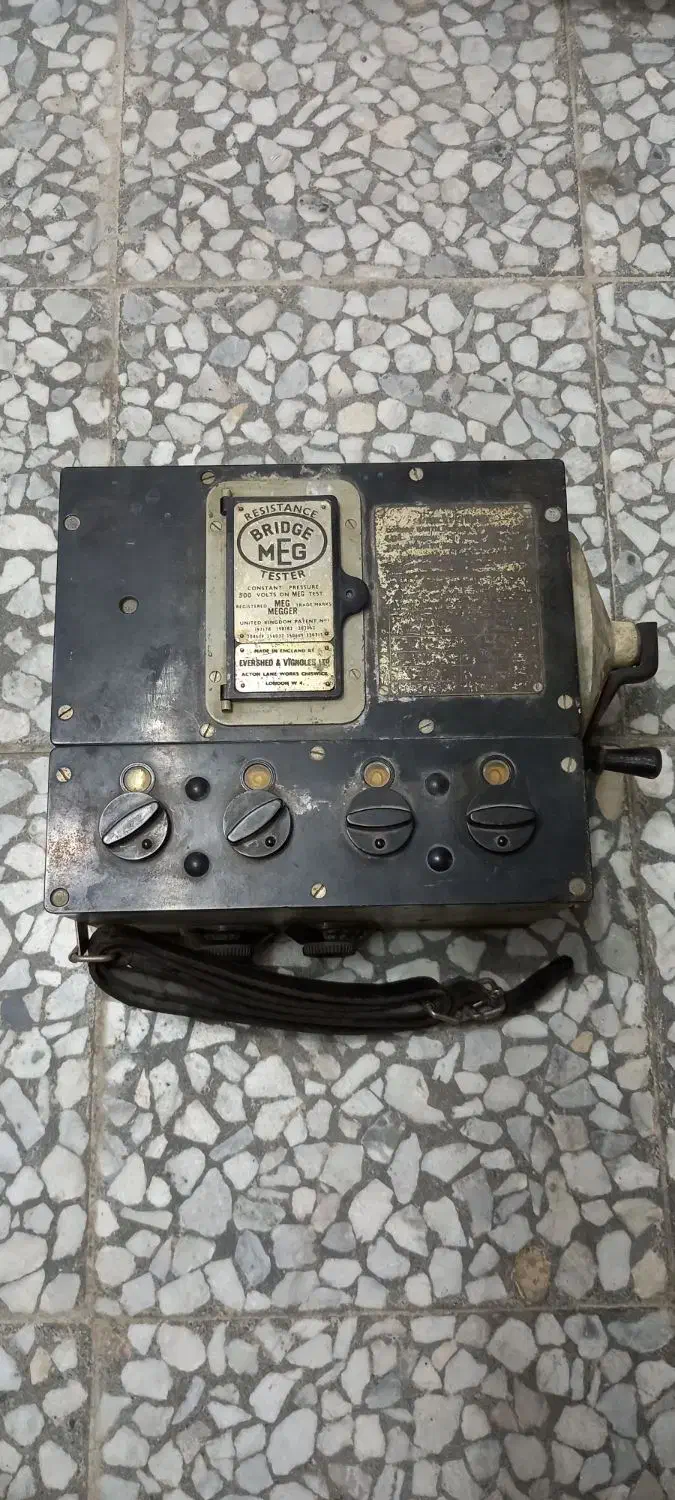 دستگاه میگر هندلی|کلکسیون اشیاء عتیقه|ملارد, |دیوار