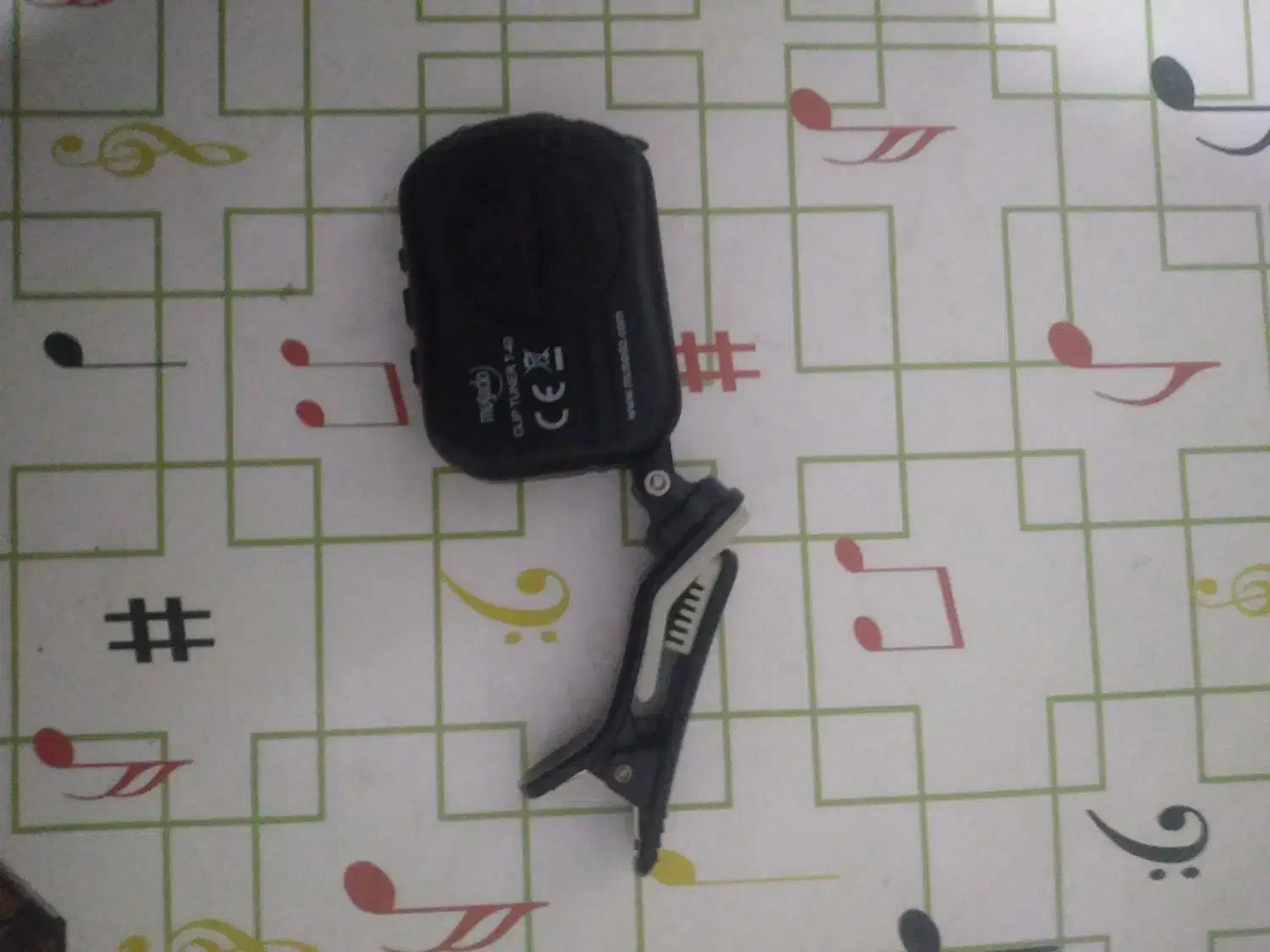 گیتار نیازمند تعمیر|گیتار، بیس، امپلیفایر|پردیس, فاز ۴|دیوار