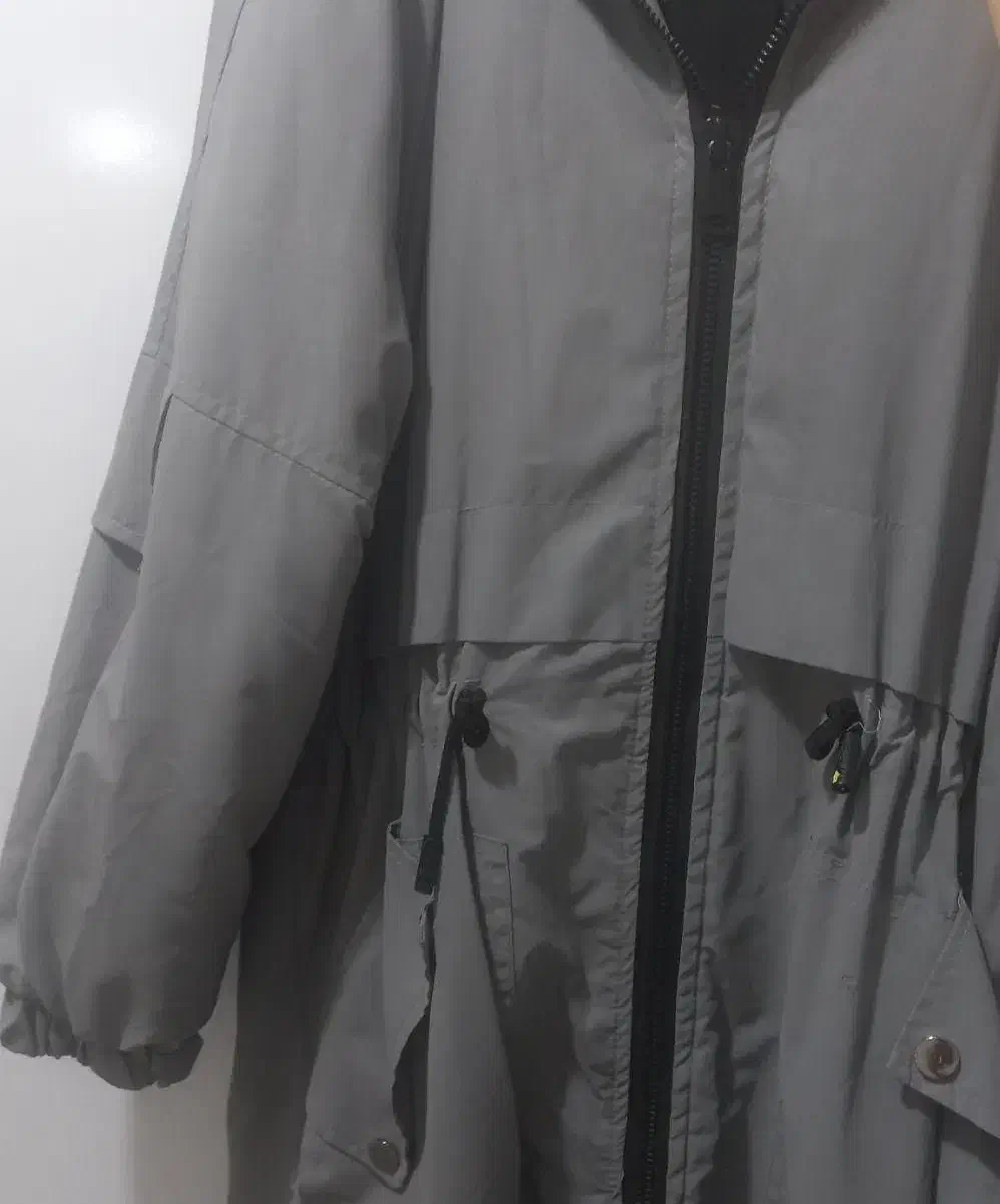 پالتو بارونی|لباس|خمین, |دیوار