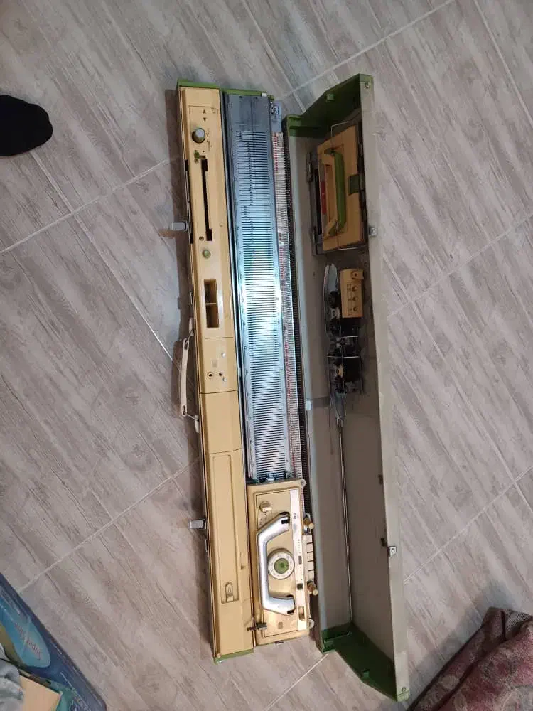 ماشین بافندگی|لوازم خیاطی و بافتنی|ری, دولتآباد|دیوار