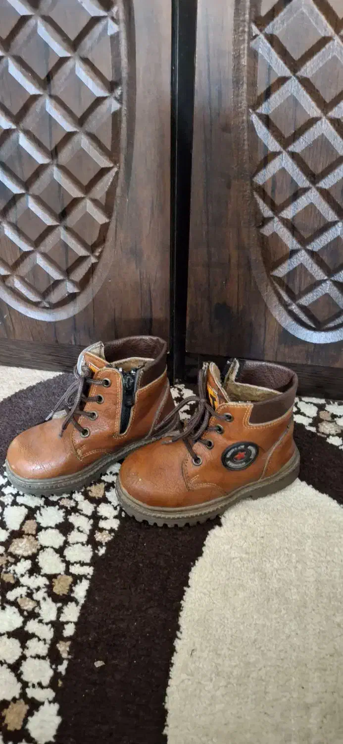 پوت پسرانه عسلی بچه گانه|کفش و لباس بچه|اندیشه, اندیشه فاز ۱|دیوار