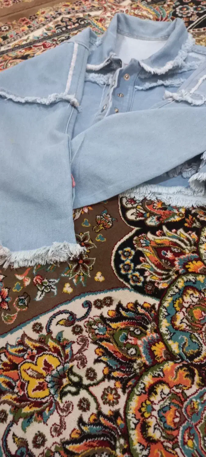 کت لی کوتاه وشال|لباس|دورود, |دیوار