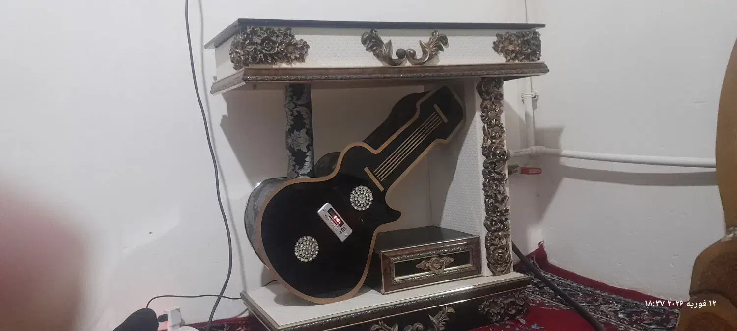 میز وآینه|بوفه، ویترین، کنسول|کرمانشاه, |دیوار