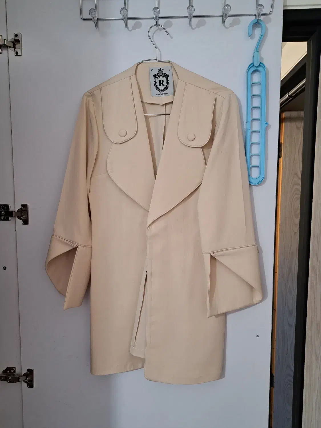 دو عدد مانتو|لباس|مشکین‌دشت, |دیوار