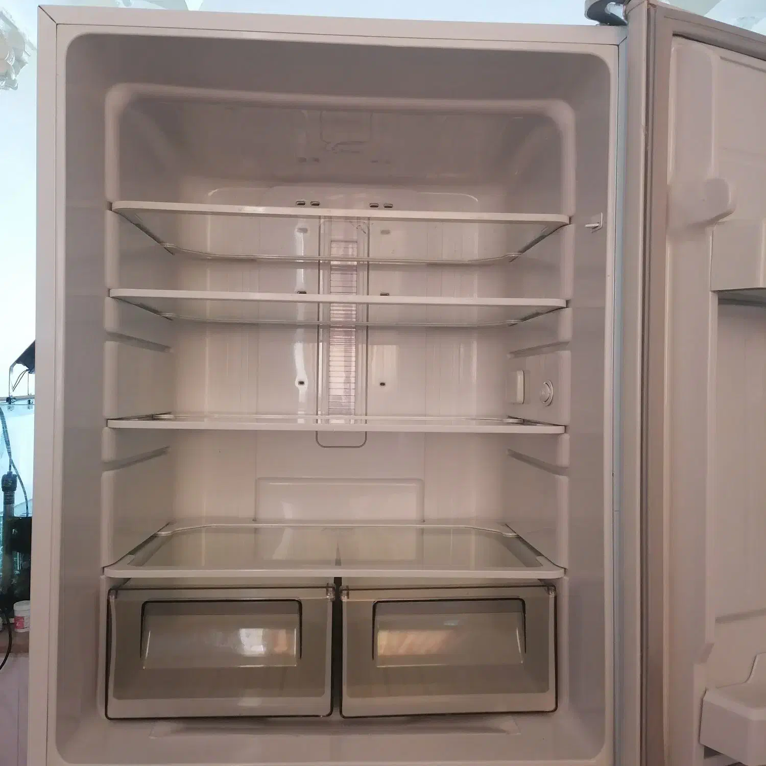 یخچال الکترواستیل ۳۴ فوت سفید چرم|یخچال و فریزر|شیراز, شریف‌آباد|دیوار